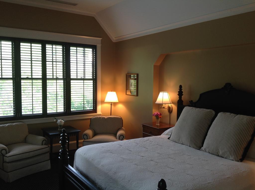 Om Sanctuary Holistic Retreat Hotell Asheville Exteriör bild